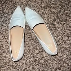 Marc Fisher white flats